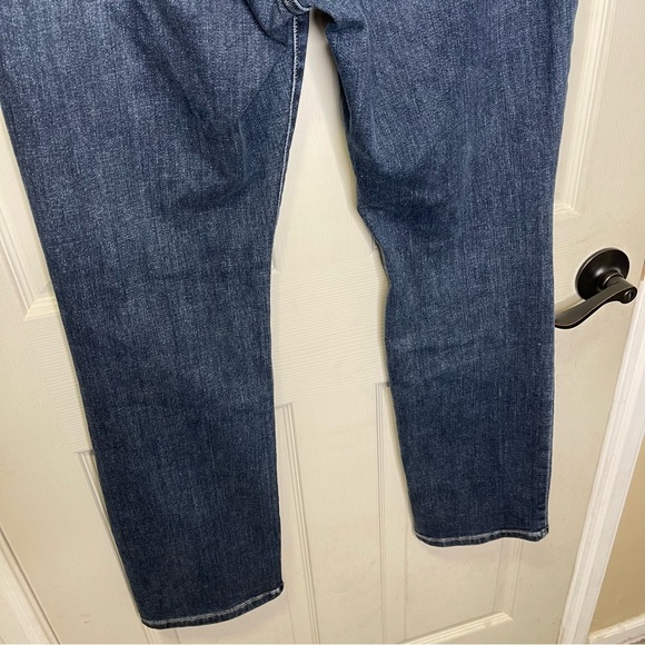 Judy Blue Women’s Straight Fit Blue Wash Denim Jeans Size 15/32 - Picture 8 of 8
